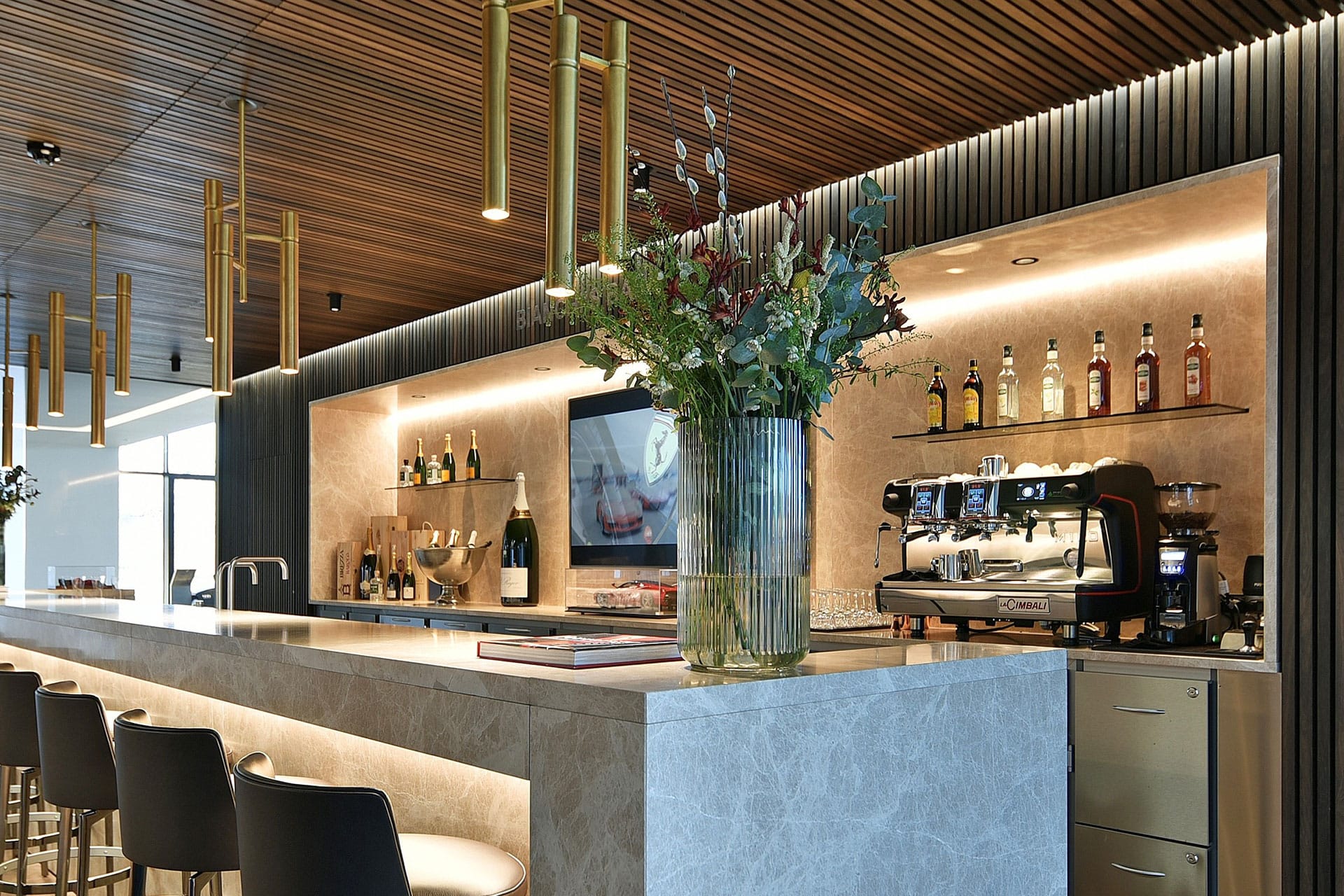 Formula Mobile 1 Auto tirdzniecības centrs (Dānija)